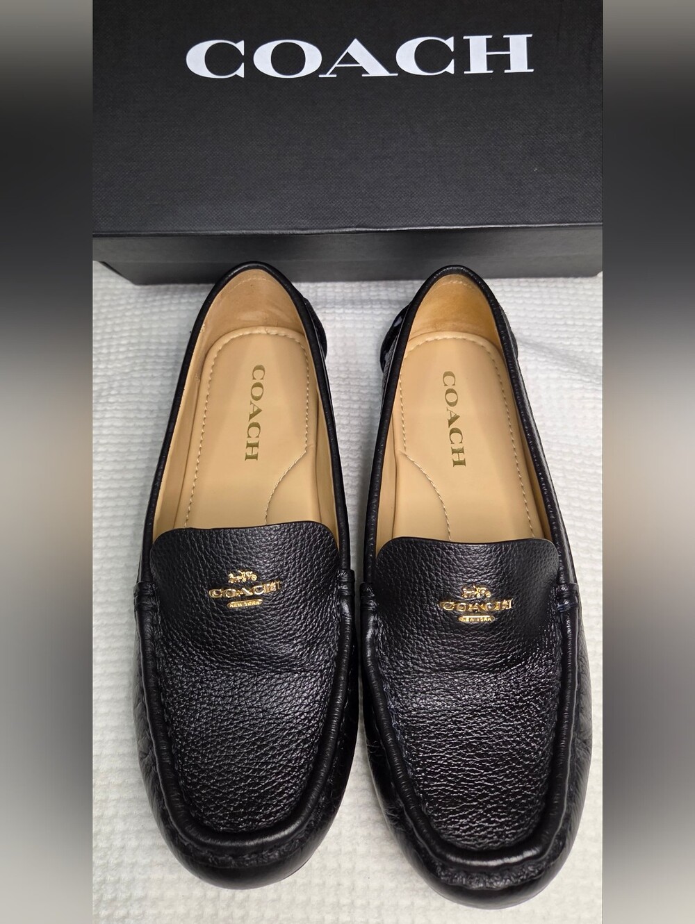 Coach Fredrica Black Pebbled Leather Driving Loafers Gold Logo Size 7